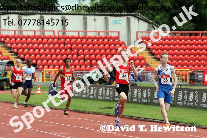 Junior boys 800 metres, English Schools Track and Field. Photo: David T. Hewitson/Sports for All Pics